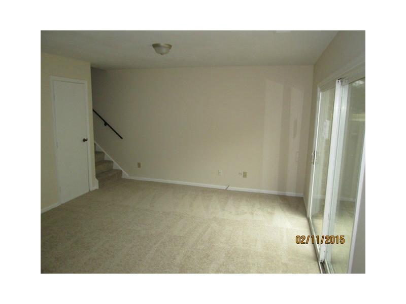 3982 Braddock Road Indianapolis, IN 46268 - Photo 5 of 13 Gallery Image 5