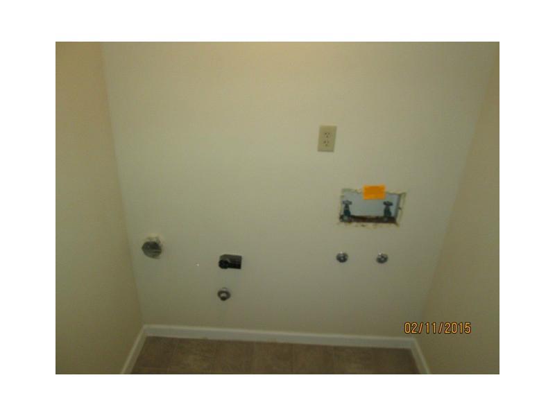 3982 Braddock Road Indianapolis, IN 46268 - Photo 7 of 13 Gallery Image 7