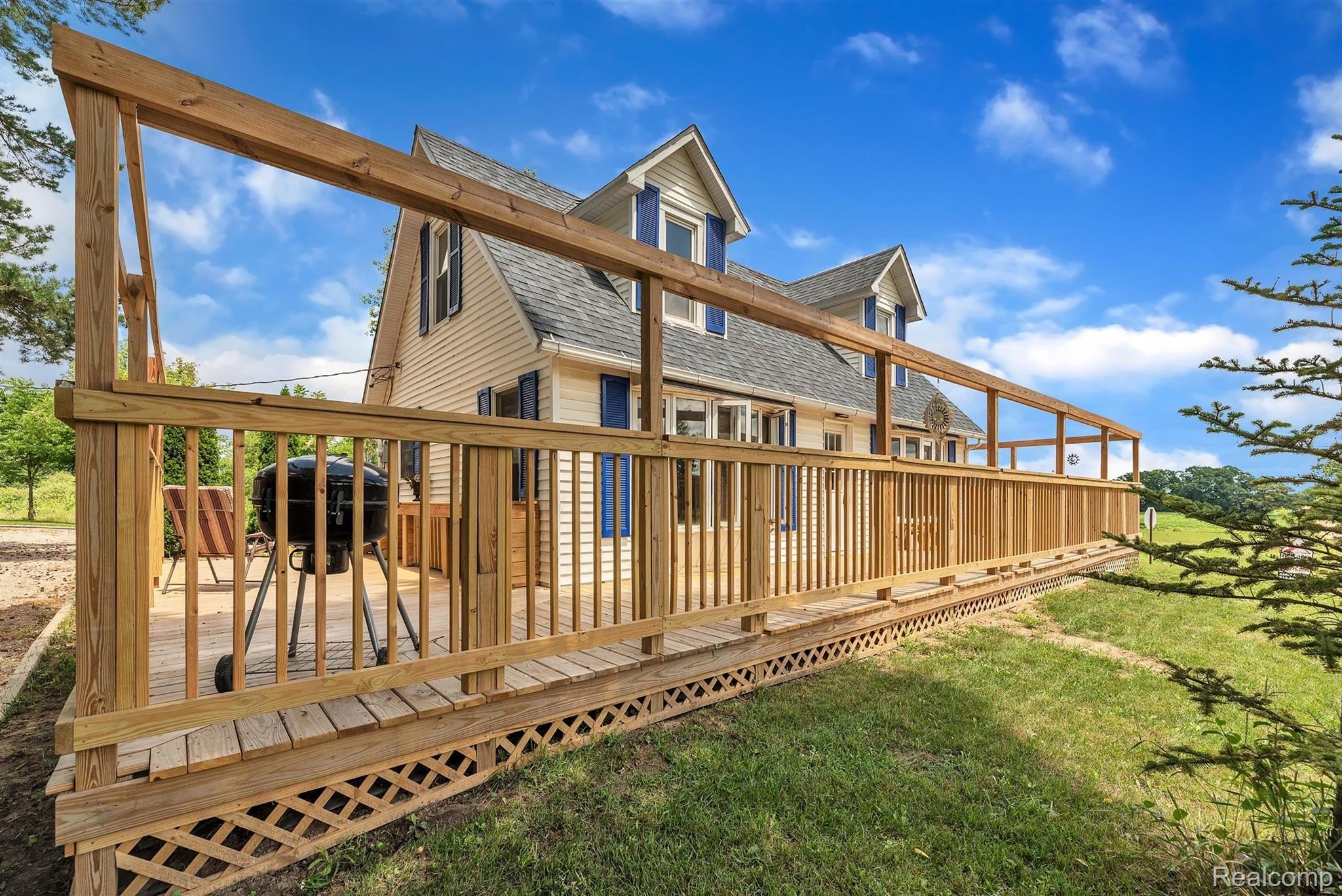 9994 Milliman Road Millington, MI 48746 - Photo 42 of 50 42-9994-Milliman-Rd-WindowStill-Rea.jpg