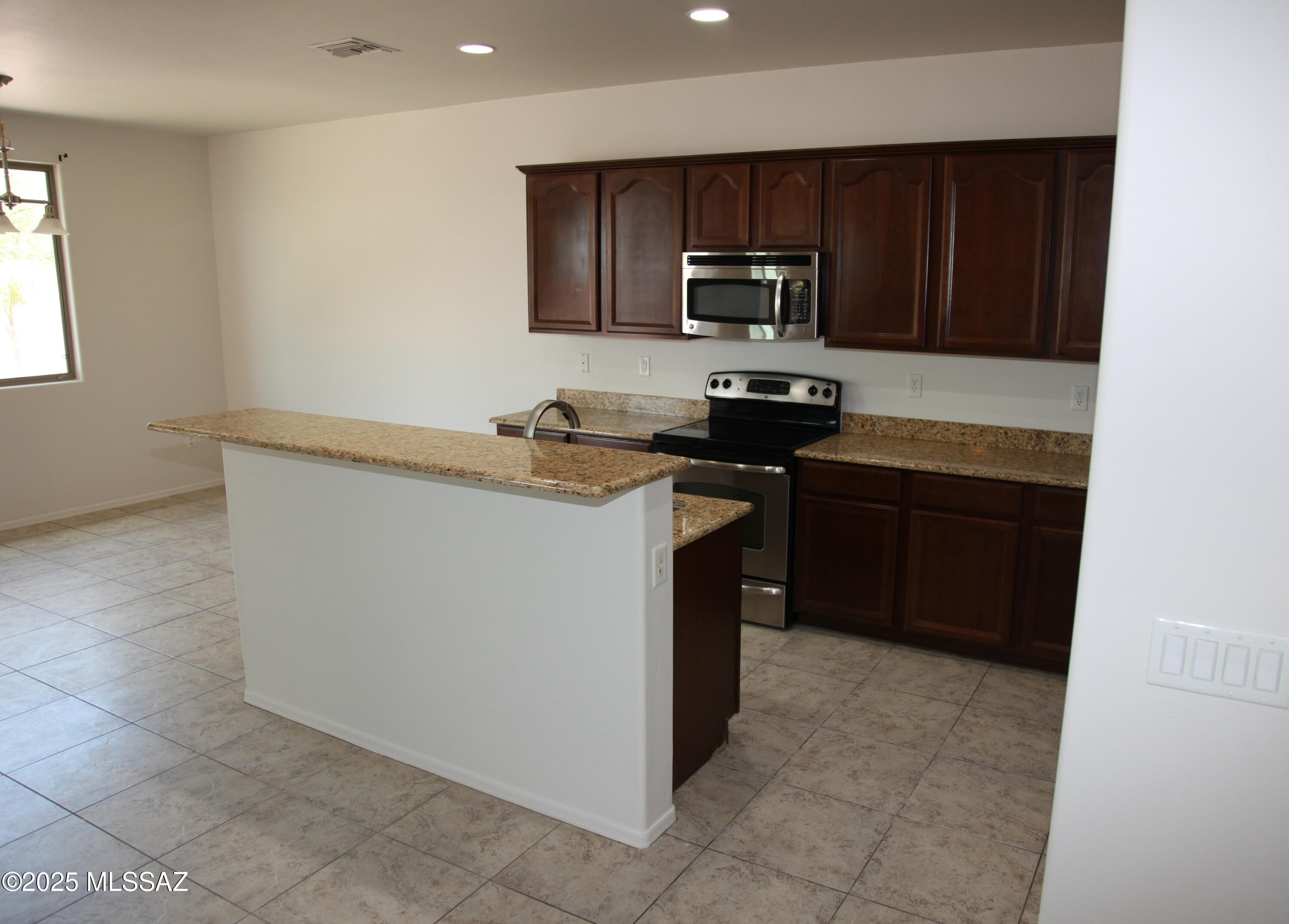 9270 South Sweet Spring Road Tucson, AZ 85756 - Photo 10 of 43 Gallery Image 10