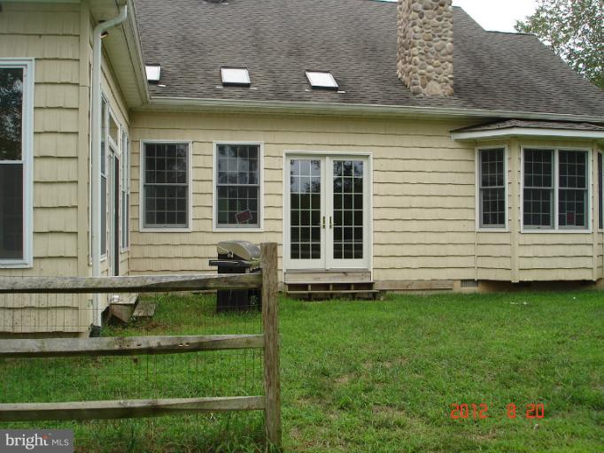 17015 Wolf Road Henderson, MD 21640 - Photo 18 of 30 Exterior (Rear)