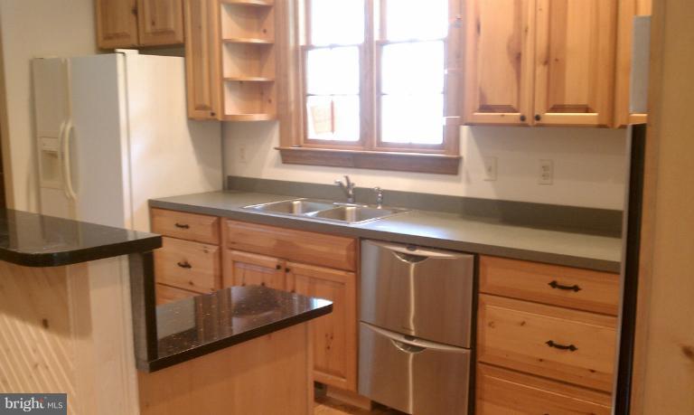 17015 Wolf Road Henderson, MD 21640 - Photo 5 of 30 Kitchen