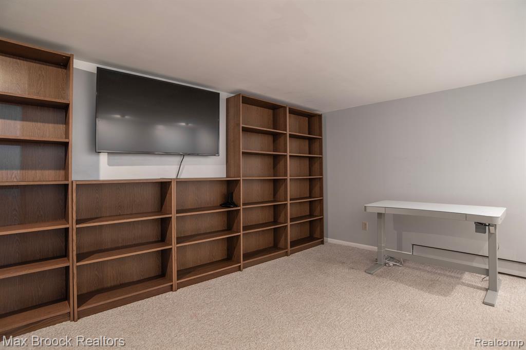 421 Miller Avenue Rochester, MI 48307 - Photo 15 of 20