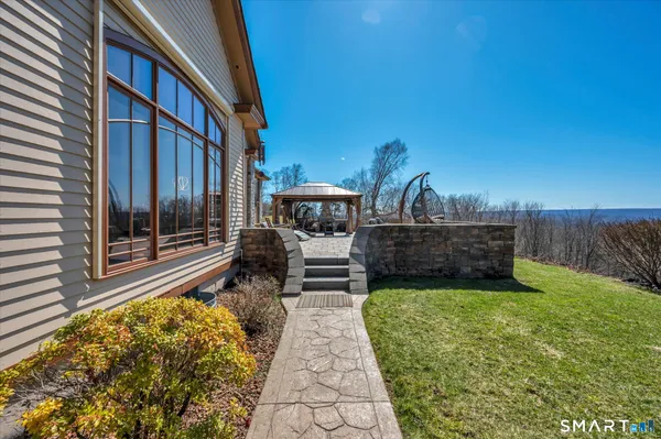 $1,150,000 | 72 Village Gate Drive, Southington, CT 06489