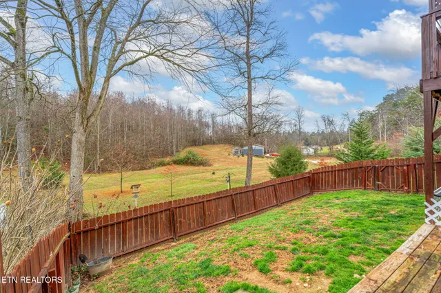 $265,000 | 124 Mac Ivey Lane, La Follette, TN 37766