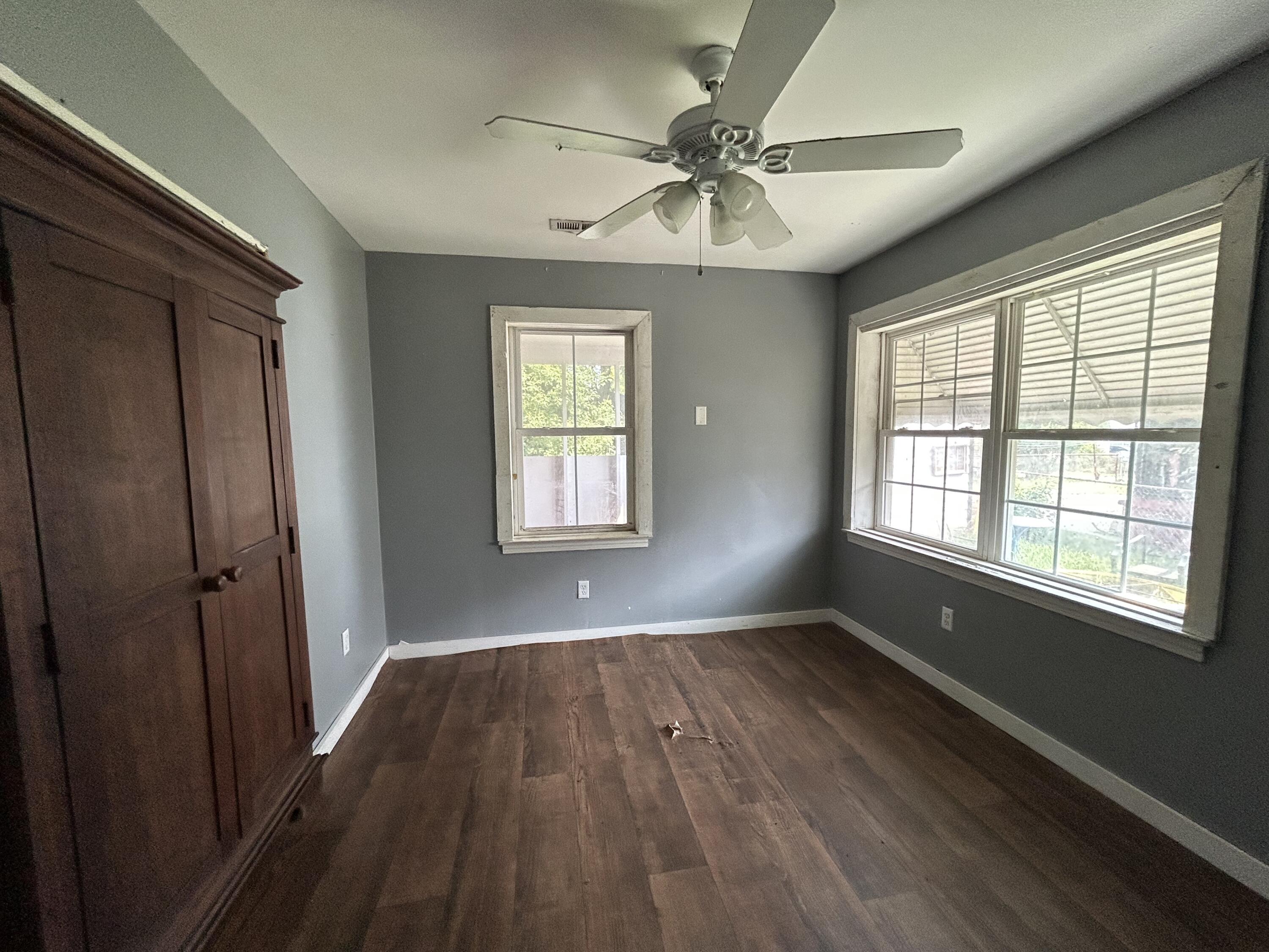 2204 Dover Street North Charleston, SC 29405 - Photo 8 of 15 2204 Dover St bedroom 3