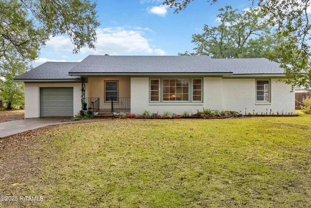$340,000 | 105 Teche Drive, Lafayette, LA 70503