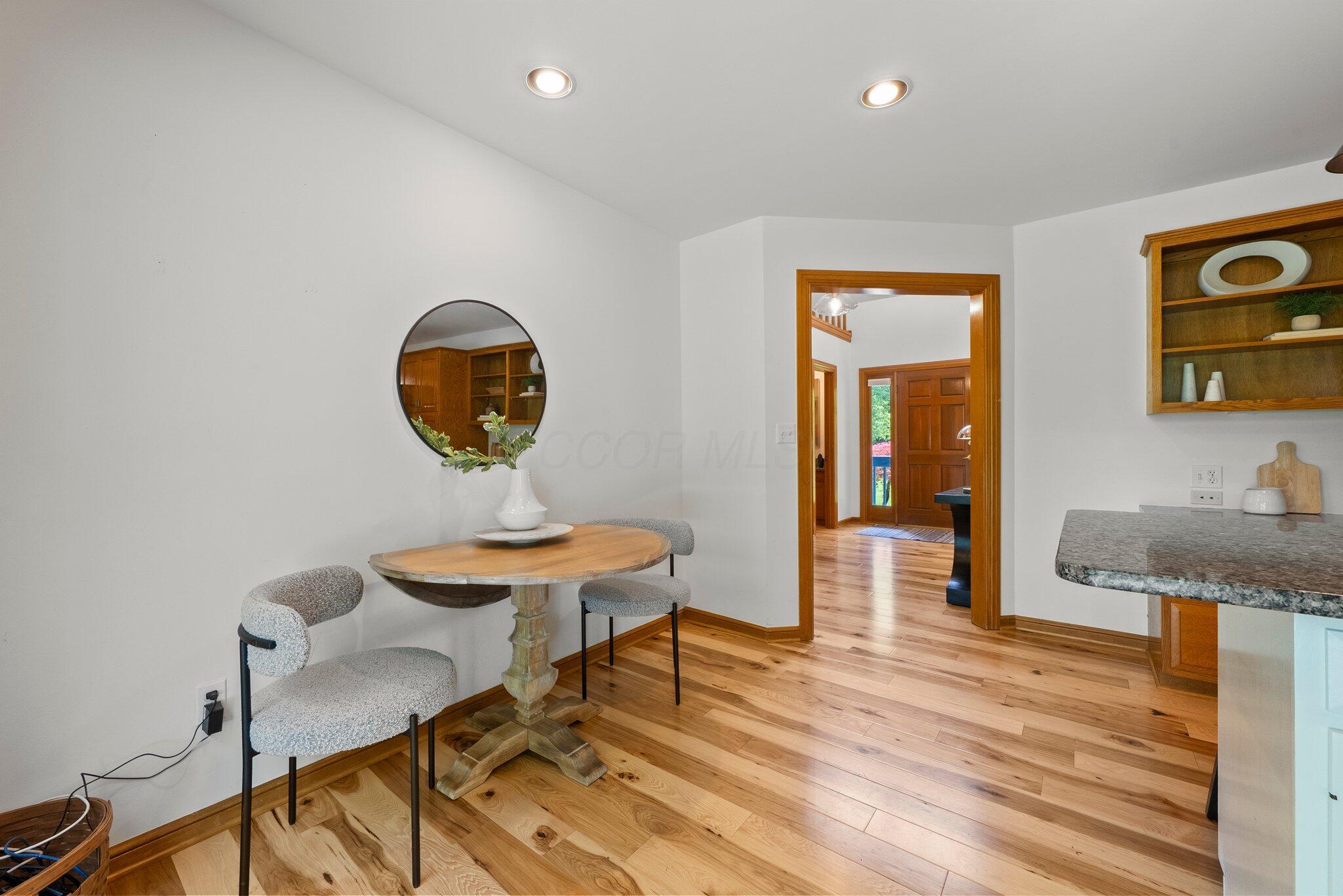 5657 Freeman Road Westerville, OH 43082 - Photo 21 of 67 Eating Space