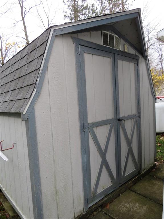 615 Deana Way Rochester, PA 15074 - Photo 20 of 22