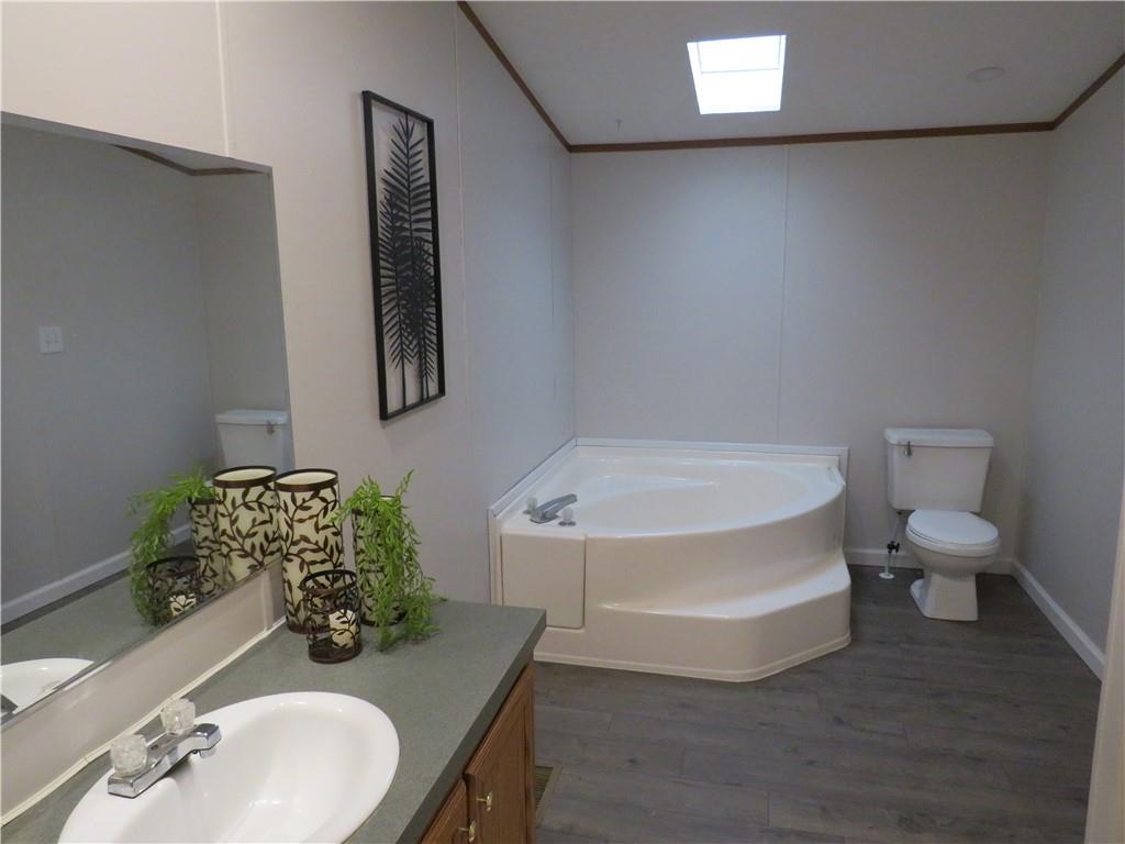 615 Deana Way Rochester, PA 15074 - Photo 10 of 22