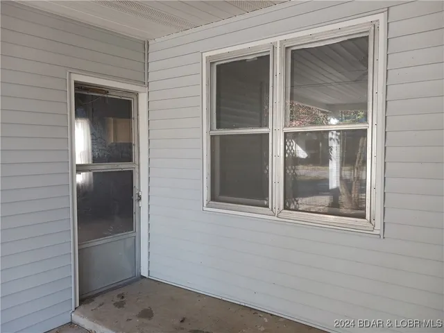 $200,000 | 607 Hughes Avenue, Stover, MO 65078