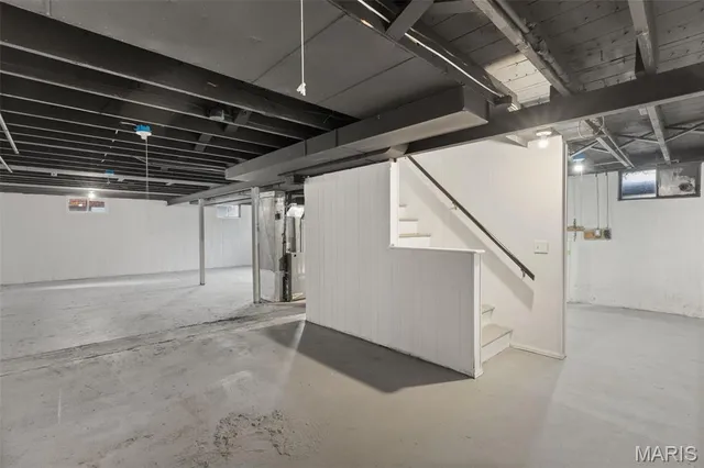 $149,900 | 5 Forest Home Court, St. Louis, MO 63137