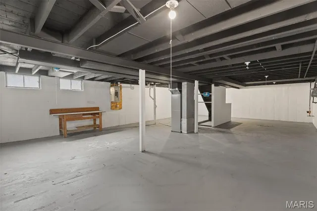 $149,900 | 5 Forest Home Court, St. Louis, MO 63137