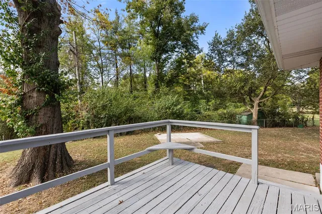 $149,900 | 5 Forest Home Court, St. Louis, MO 63137