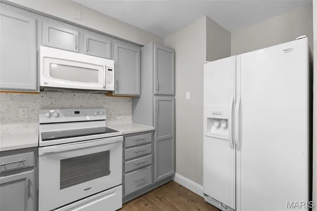 $149,900 | 5 Forest Home Court, St. Louis, MO 63137