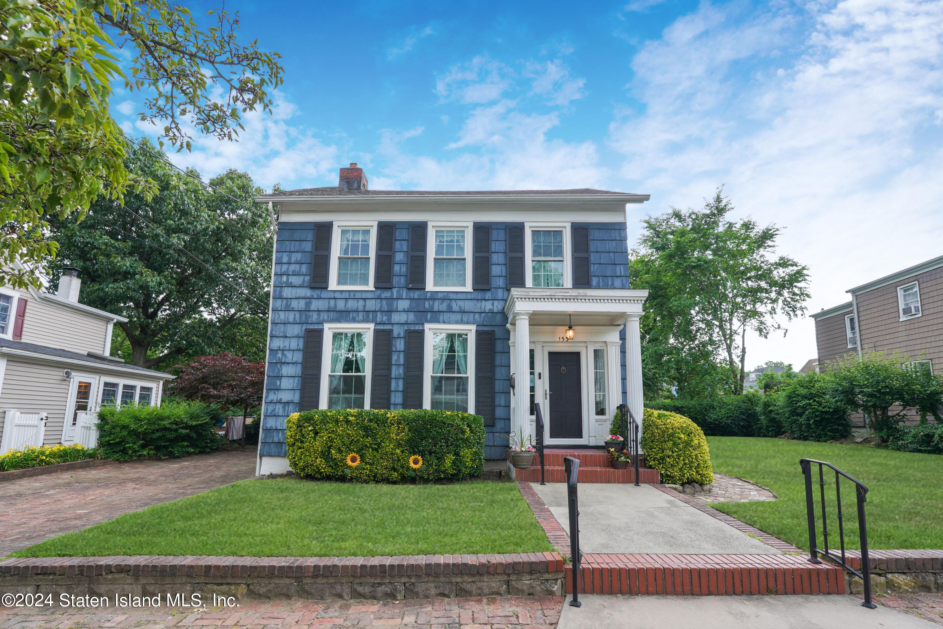 153 Bentley St  