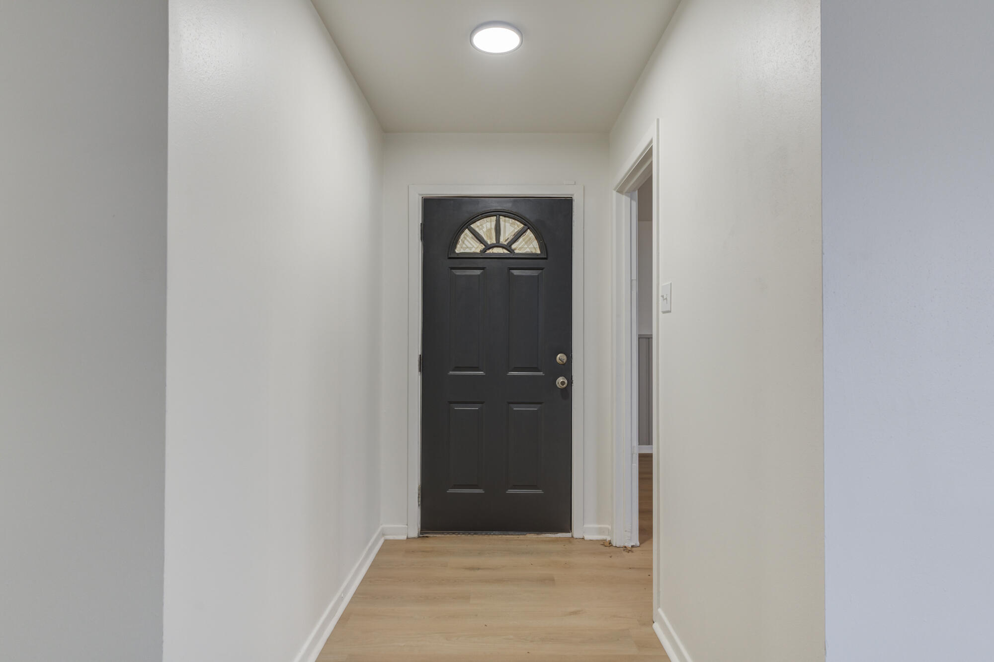 4404 28th Street Lubbock, TX 79410 - Photo 3 of 39 a view of an entryway
