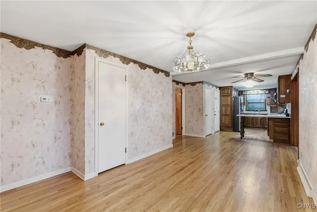 $299,900 | 108 Genesee Road, Camillus, NY 13031