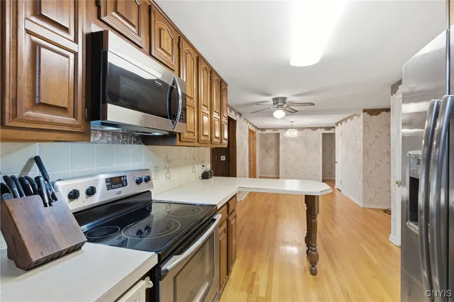 $299,900 | 108 Genesee Road, Camillus, NY 13031