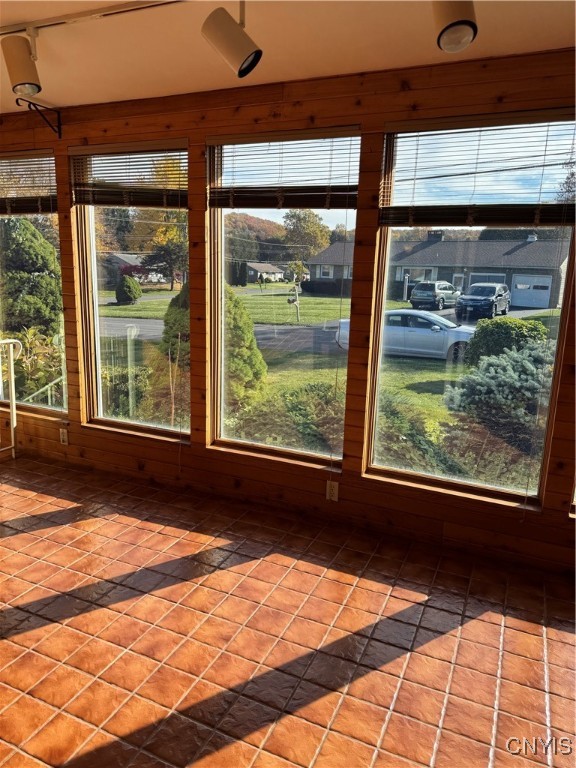 108 Genesee Road Camillus, NY 13031 - Photo 10 of 41