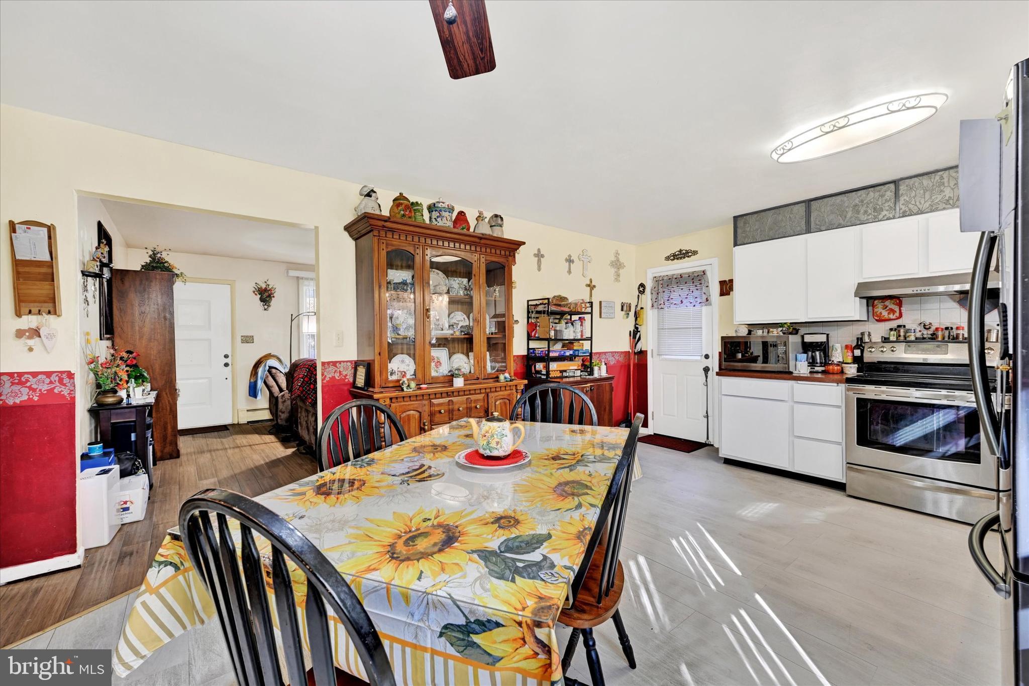 1321 Rustic Avenue Baltimore, MD 21237 - Photo 10 of 28 a view of a kitchen and dining room