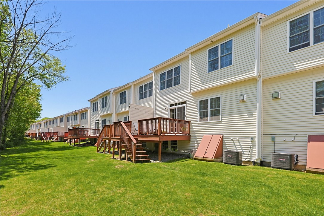 164 Bear Hill Road, Unit 19 Cumberland, RI 02864 - Photo 35 of 37