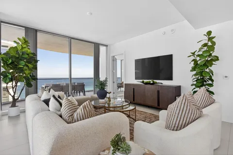 $2,495,000 | 153 North Seabreeze Boulevard, Unit 2505, Fort Lauderdale, FL 33304