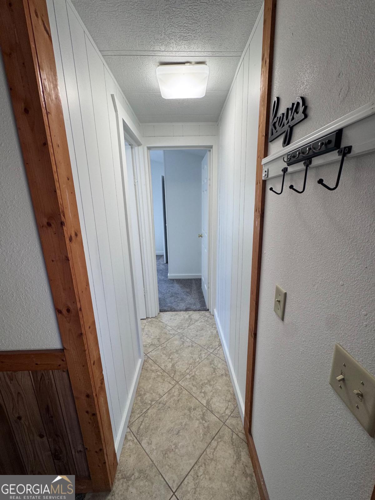 347 Benton Powell Road Uvalda, GA 30473 - Photo 9 of 39 a view of a hallway