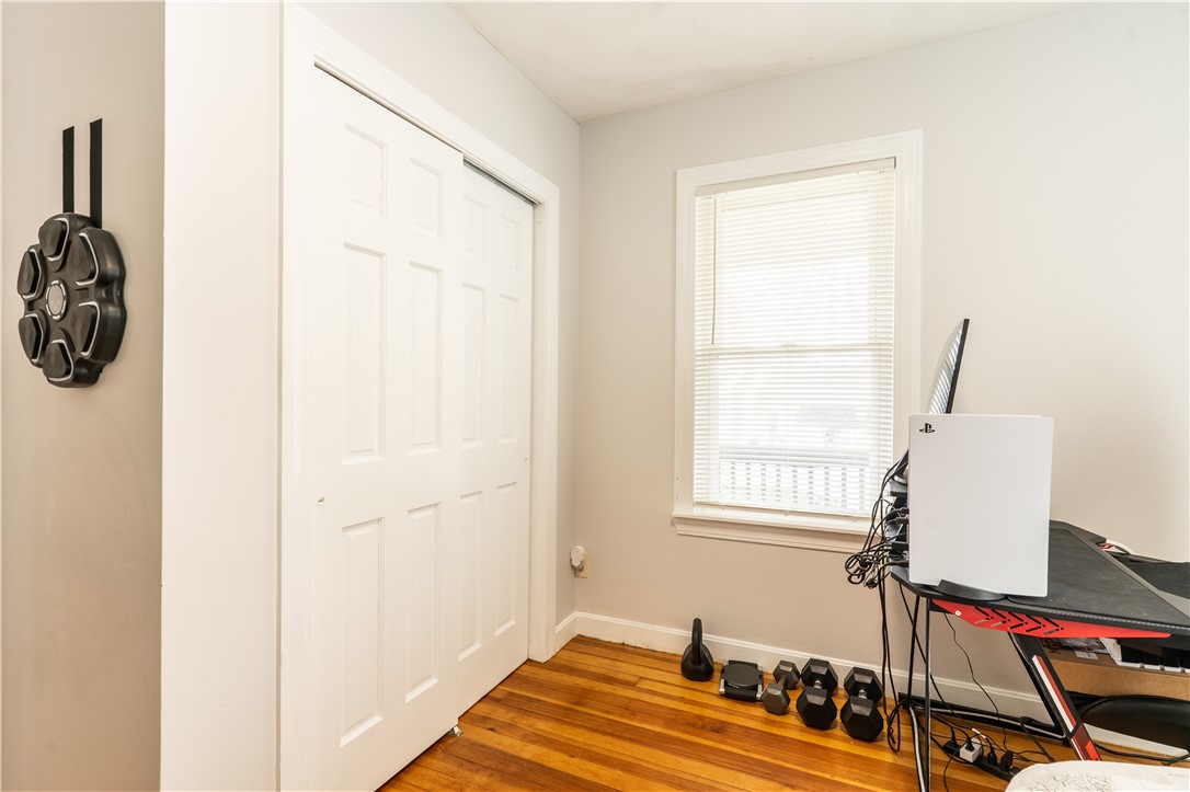 131 Roma Street East Providence, RI 02914 - Photo 13 of 39