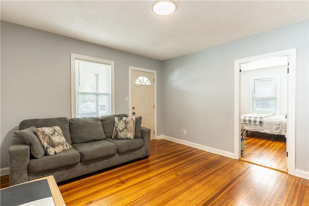 131 Roma Street East Providence, RI 02914 - Photo 6 of 39