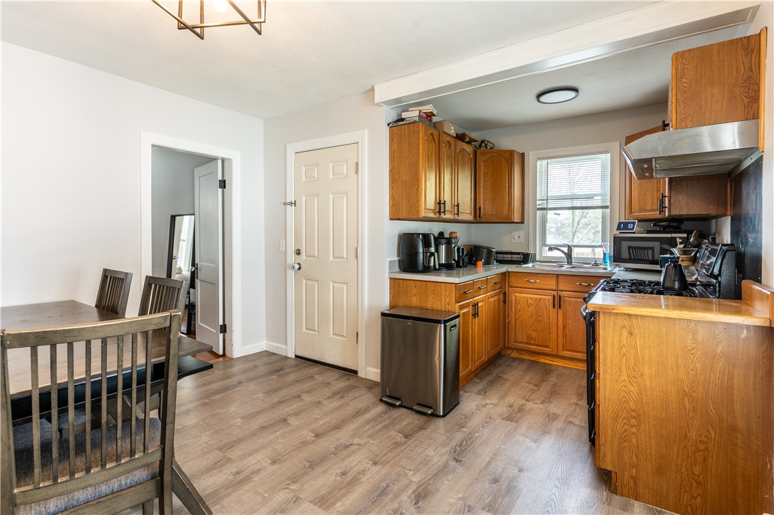 131 Roma Street East Providence, RI 02914 - Photo 7 of 39