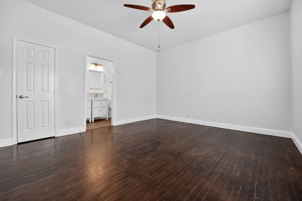 $1,795 | 806 East 3rd Street, Georgetown, TX 78626