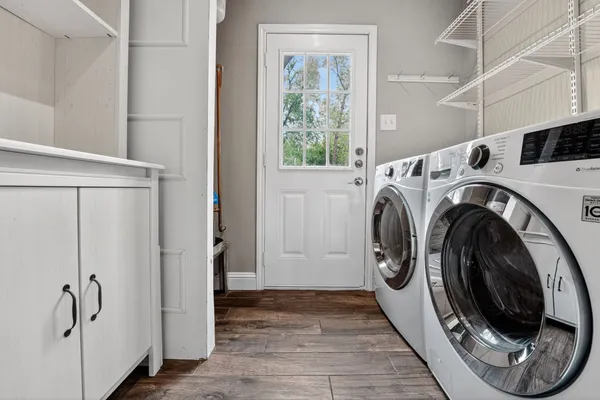 $1,795 | 806 East 3rd Street, Georgetown, TX 78626