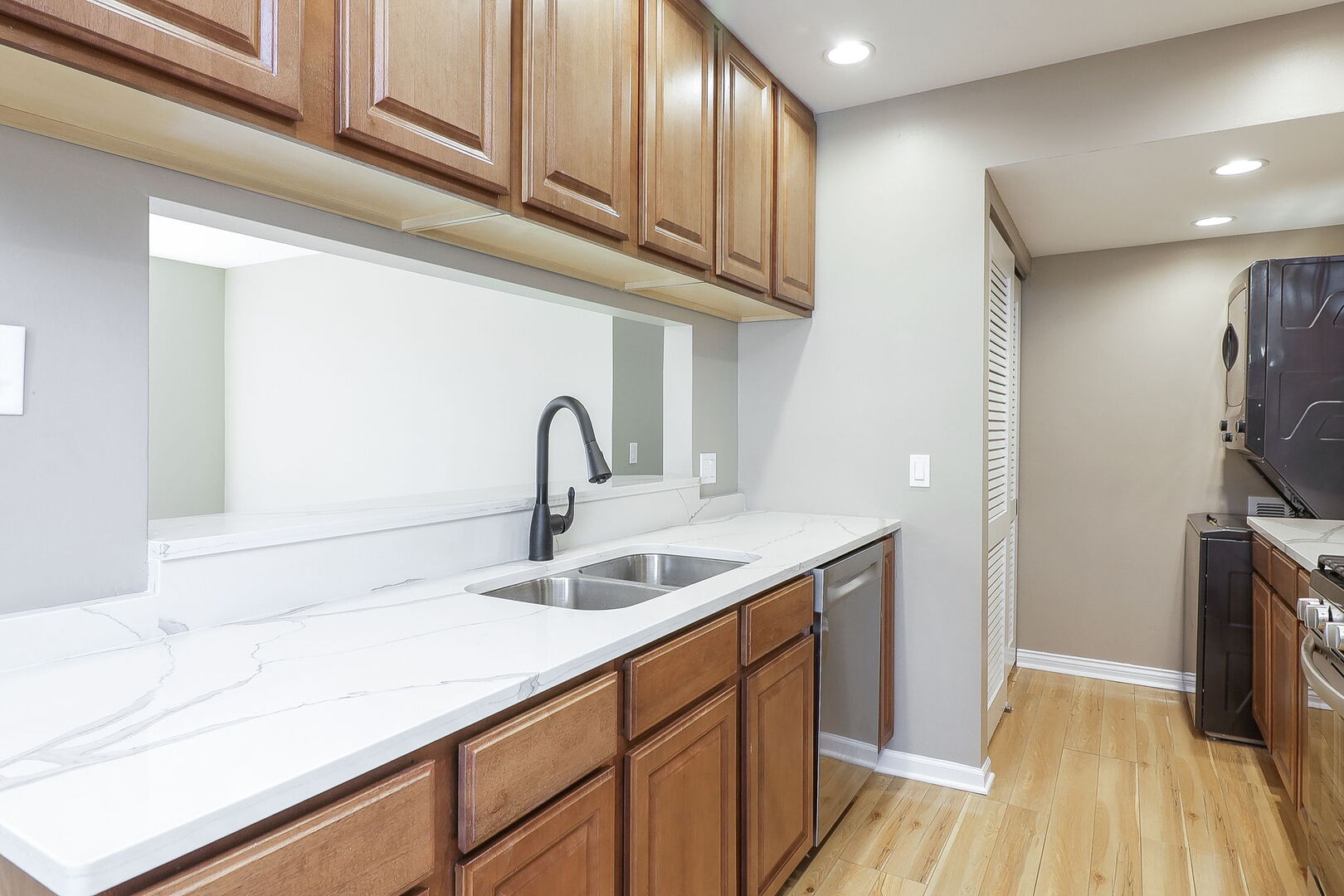 7724 West Douglas Court, Unit 13 Frankfort, IL 60423 - Photo 8 of 14