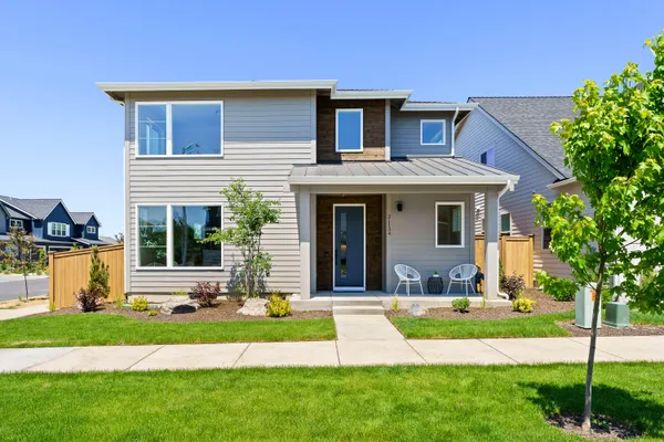 $689,900 | 21134 Northeast Beall Drive, Unit LOT 25, Bend, OR 97701