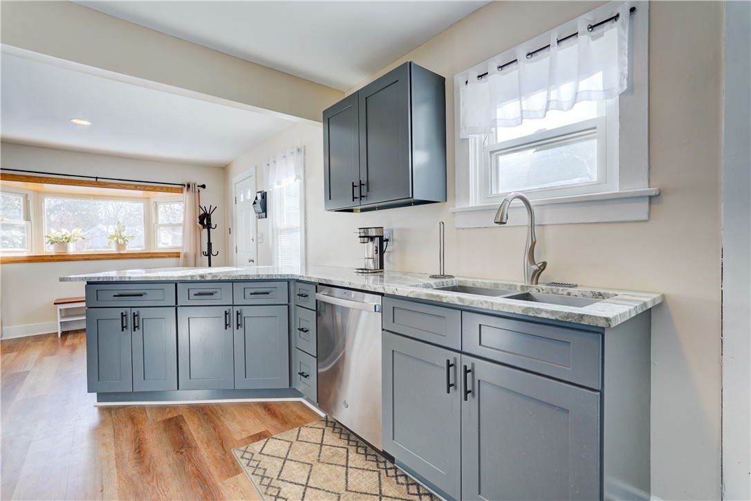 172 Wildmere Road Irondequoit, NY 14617 - Photo 10 of 30