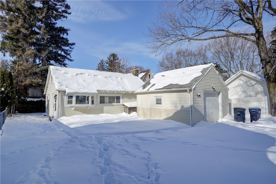 172 Wildmere Road Irondequoit, NY 14617 - Photo 2 of 30