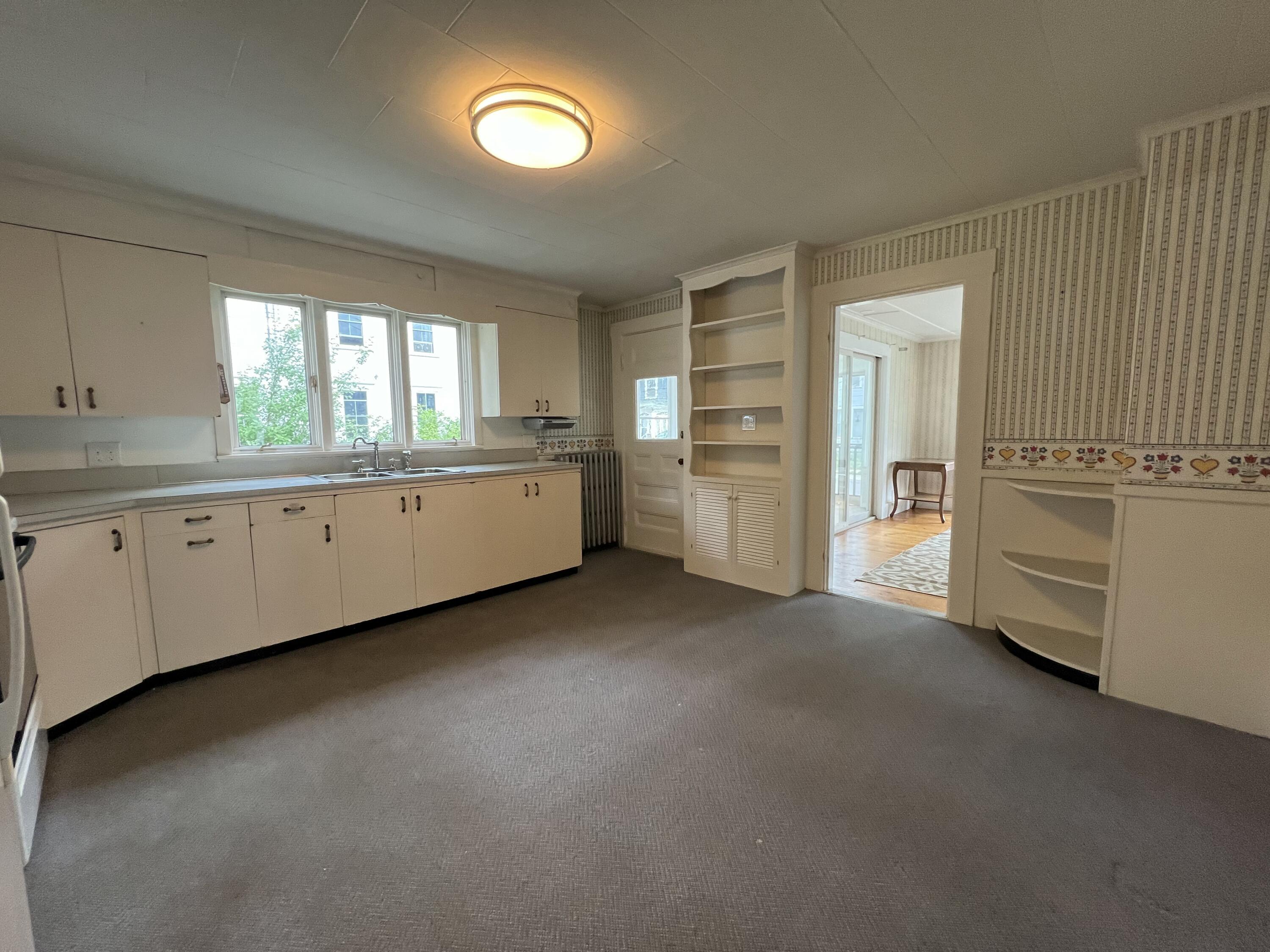 9 Howard Street Springvale, ME 04083 - Photo 12 of 34 IMG_8001 2