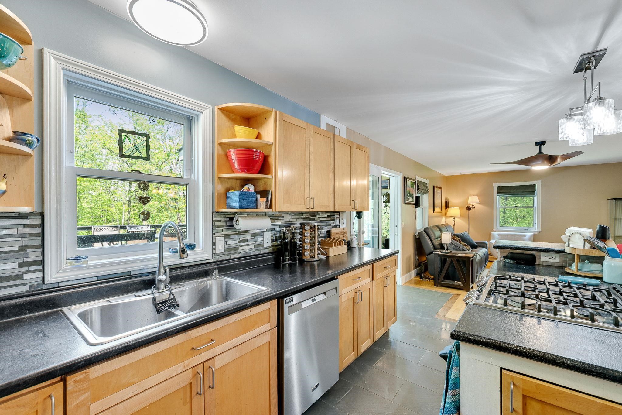 49 Edgewater Terrace Milton, VT 05468 - Photo 23 of 60