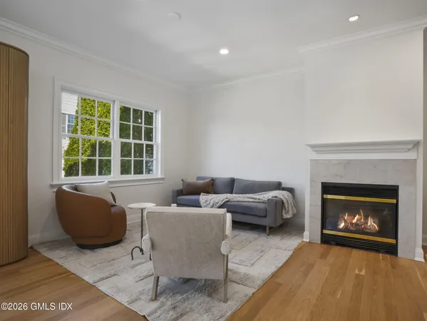 $9,500 | 147 Holly Hill Lane, Unit 10, Greenwich, CT 06830