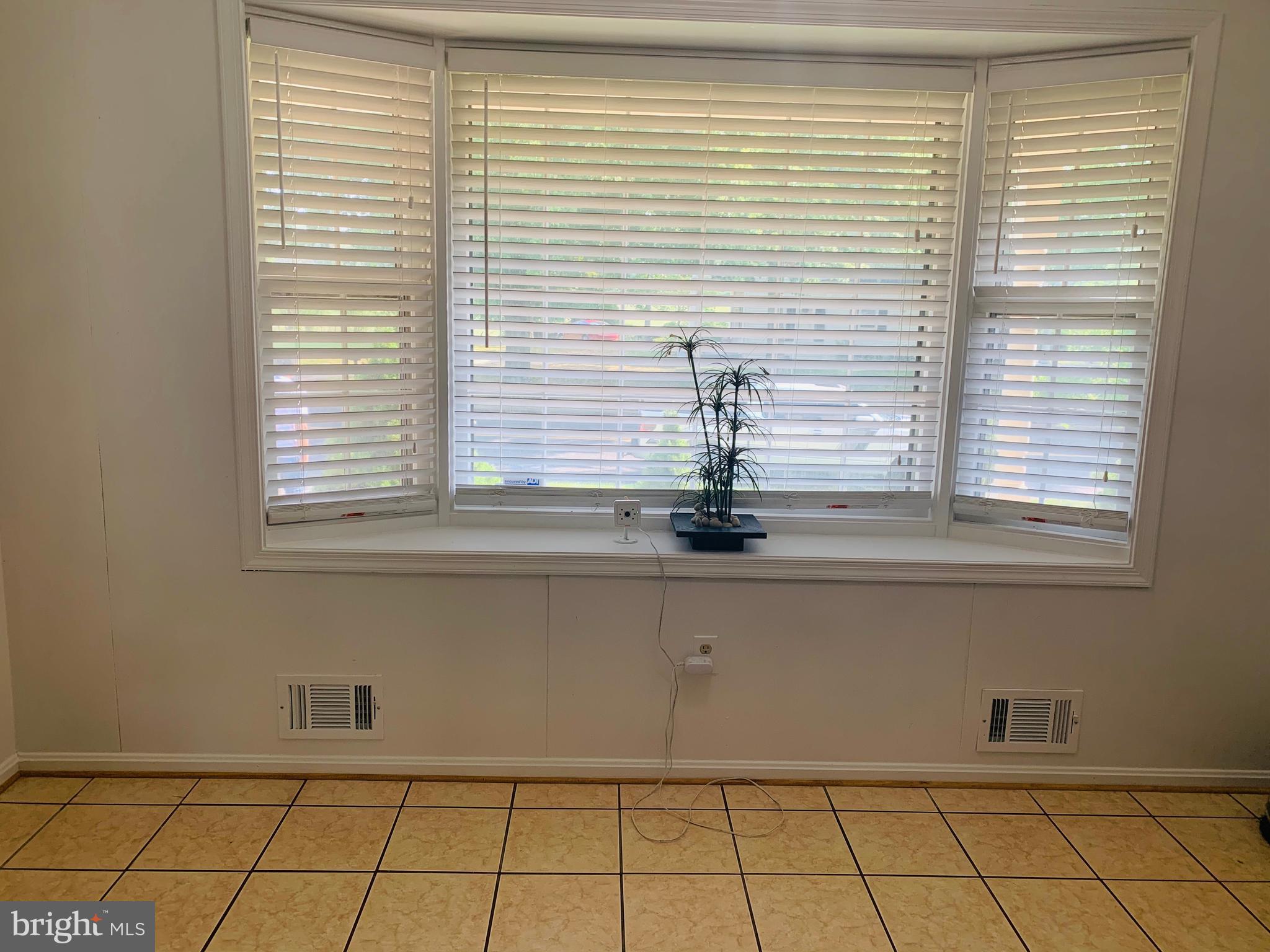 3403 Stonesboro Road Fort Washington, MD 20744 - Photo 4 of 21 Gallery Image 4