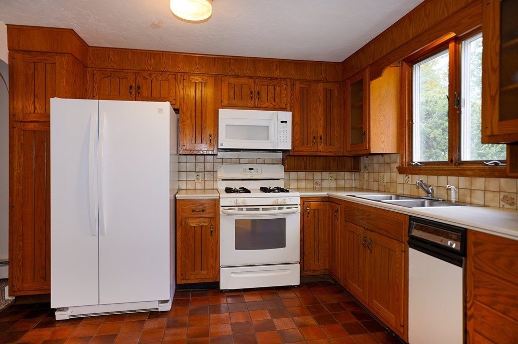 55 Cordaville Road Ashland, MA 01721 - Photo 7 of 27