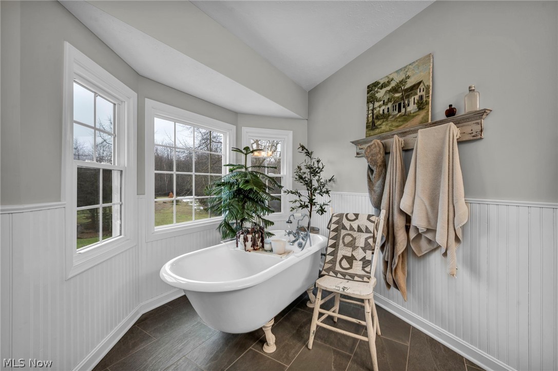 11870 Chamberlain Road Mantua, OH 44255 - Photo 25 of 45 Gallery Image 25