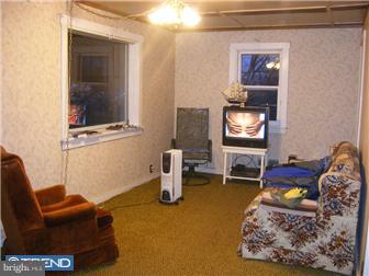 901 John Street Reading, PA 19607 - Photo 4 of 12 Gallery Image 4