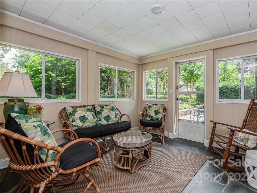 2701 Sharon Road Charlotte, NC 28211 - Photo 27 of 40 a living room with furniture and a large window