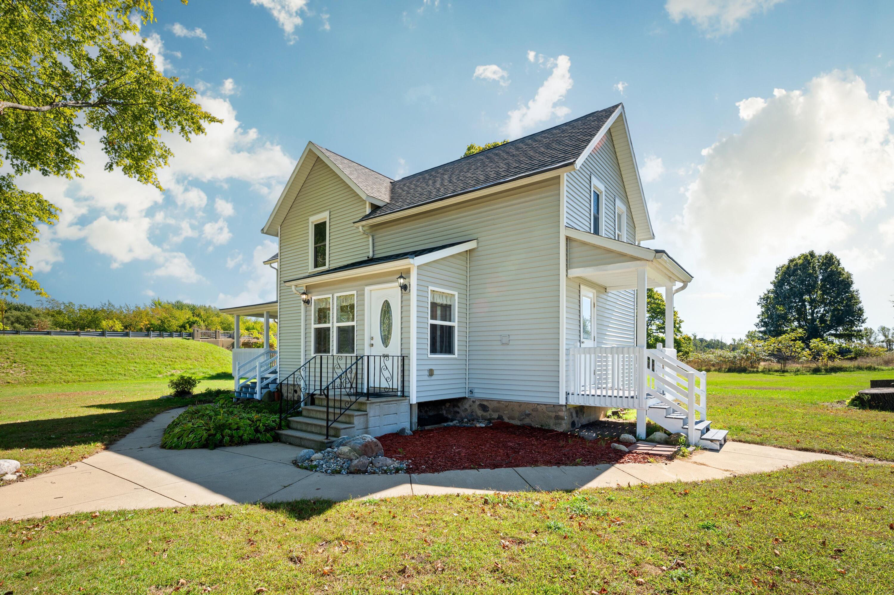 3248 Park Road Coloma, MI 49038 - Photo 2 of 34 03-Edit