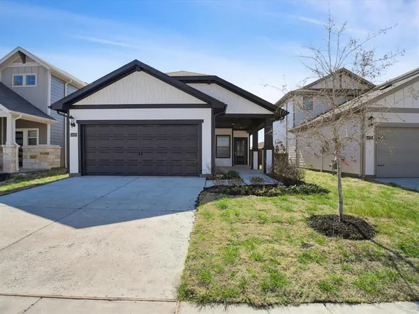 $248,889 | 4127 Lavon Drive, Farmersville, TX 75442