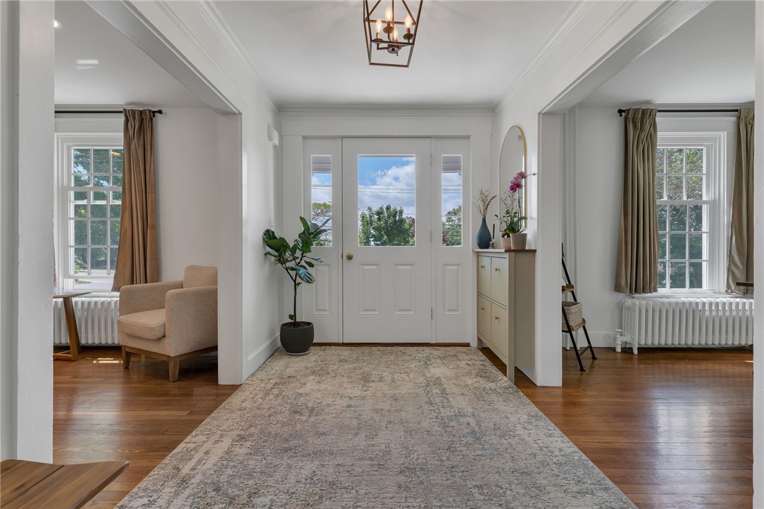 81 Bristol Ferry Road Portsmouth, RI 02871 - Photo 5 of 49