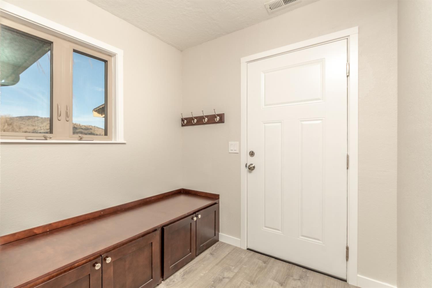 12481 Crystal Springs Road Klamath Falls, OR 97603 - Photo 17 of 35 Additional Photo