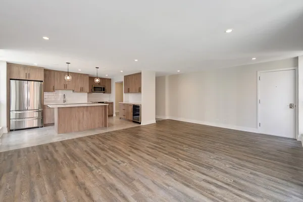 $4,250 | 227 East Walton Place, Unit 12W, Chicago, IL 60611